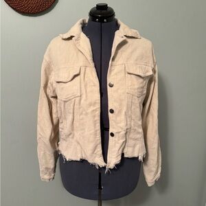 POL Cream Jean Jacket with Classic Collar and Tailored Fit
